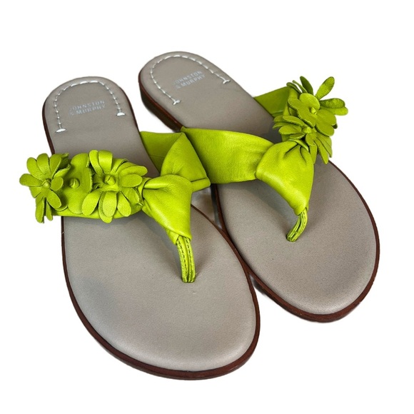 Johnston & Murphy Rhonda Sandals - Flower Accent Metallic Color Size: 6.5 M - Picture 1 of 5